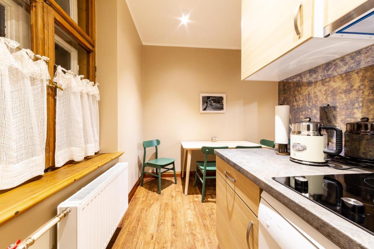 Gourmet Storie'S Ap 68Sqm Renovated Free Parking Apartment รีกา ภายนอก รูปภาพ