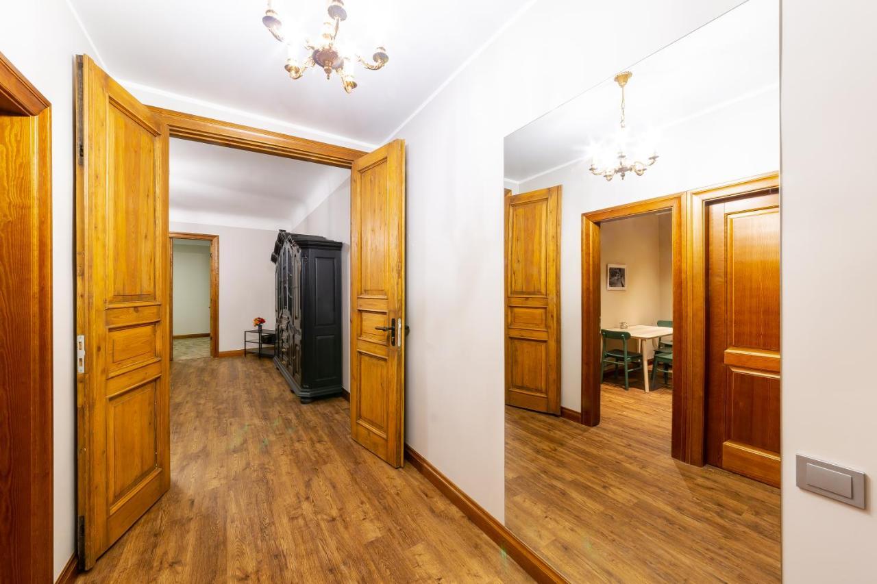 Gourmet Storie'S Ap 68Sqm Renovated Free Parking Apartment รีกา ภายนอก รูปภาพ